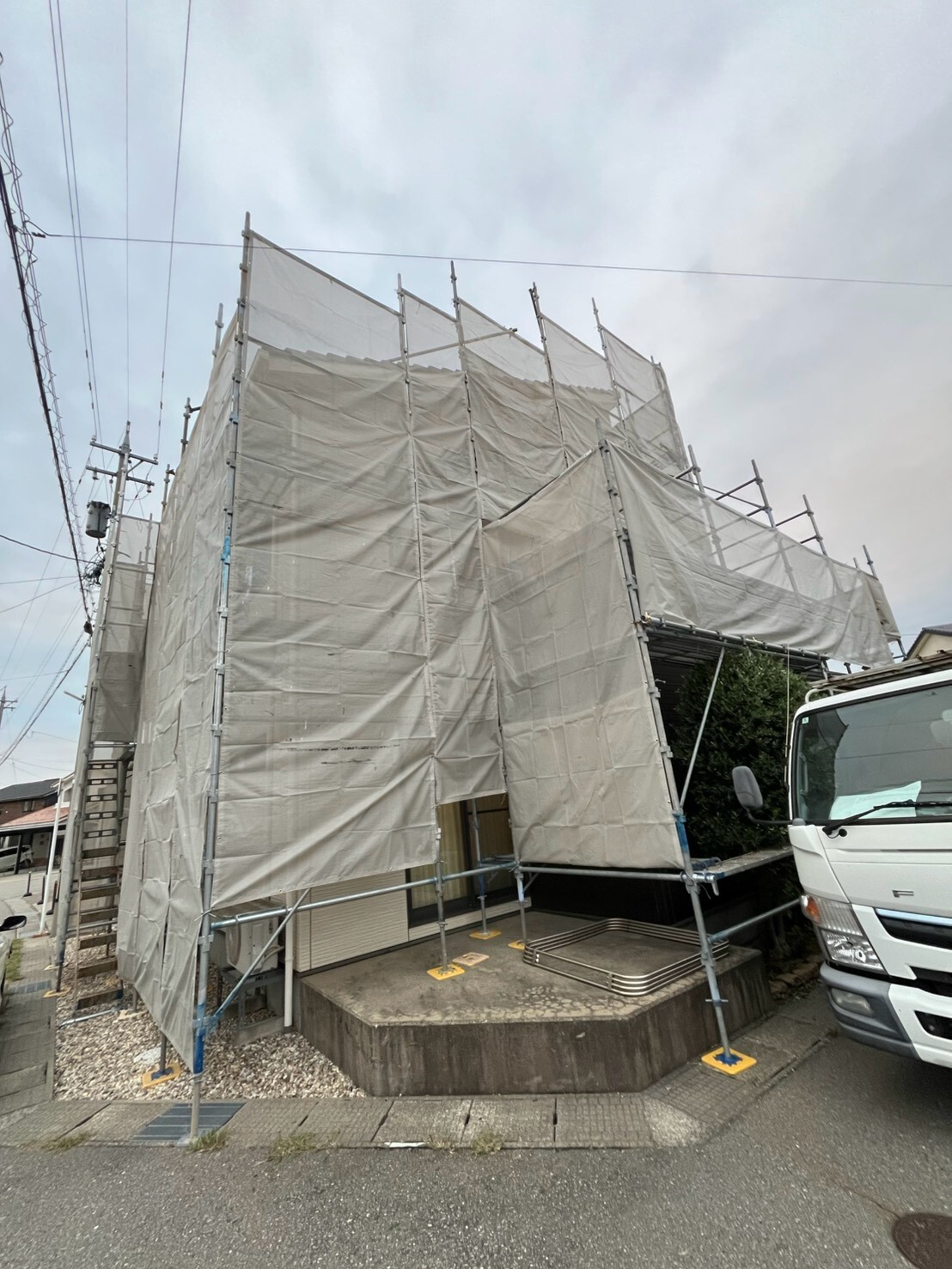 白山市。石川県。足場